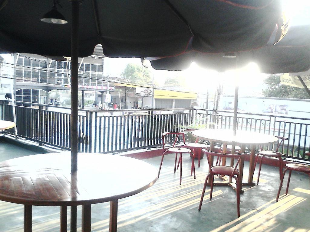 Zameena Guest House Cimahi Exterior foto