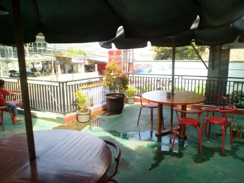 Zameena Guest House Cimahi Exterior foto